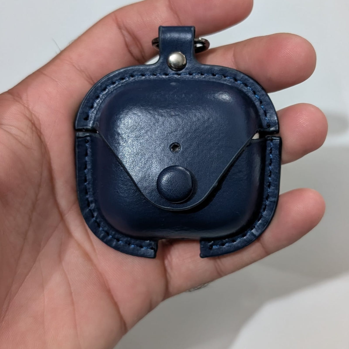 AirPods 4